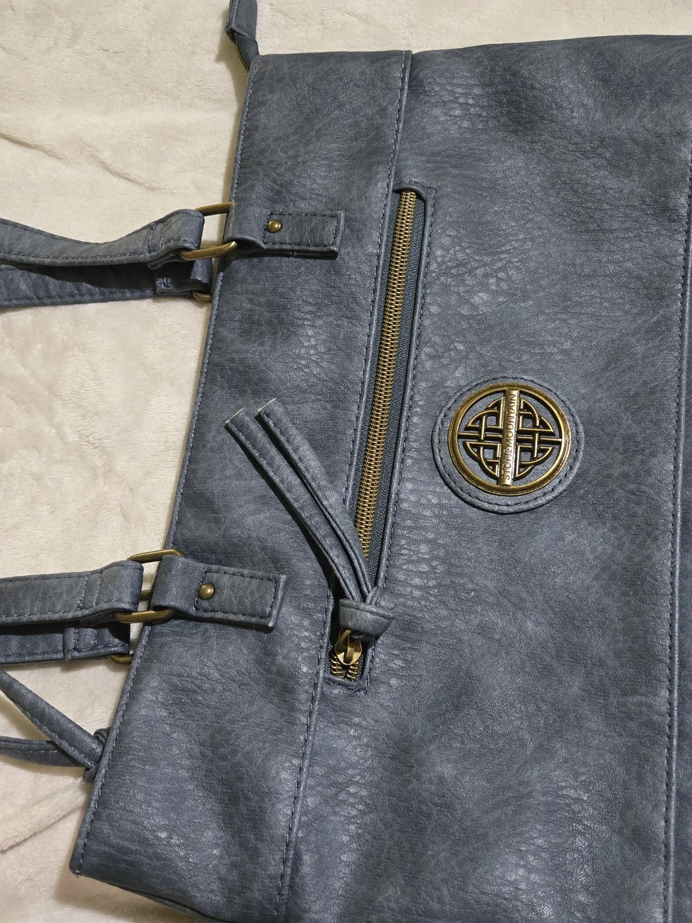 Stone Mountian Slate Gray Pocket Book